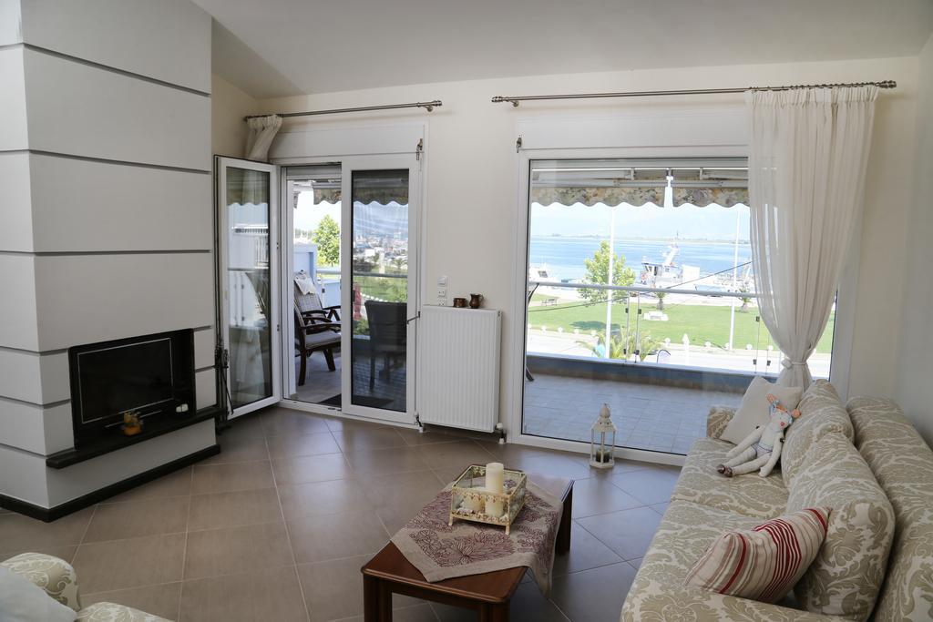 Konstantinos Luxury Apartment Keramotí Buitenkant foto