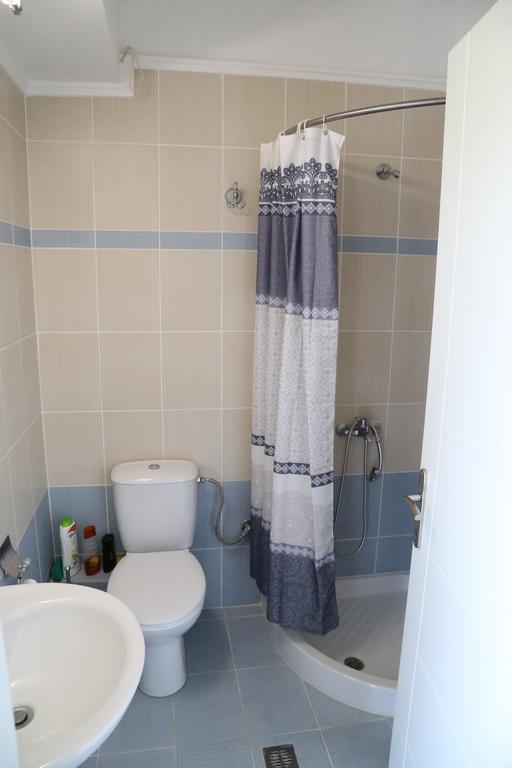 Konstantinos Luxury Apartment Keramotí Buitenkant foto